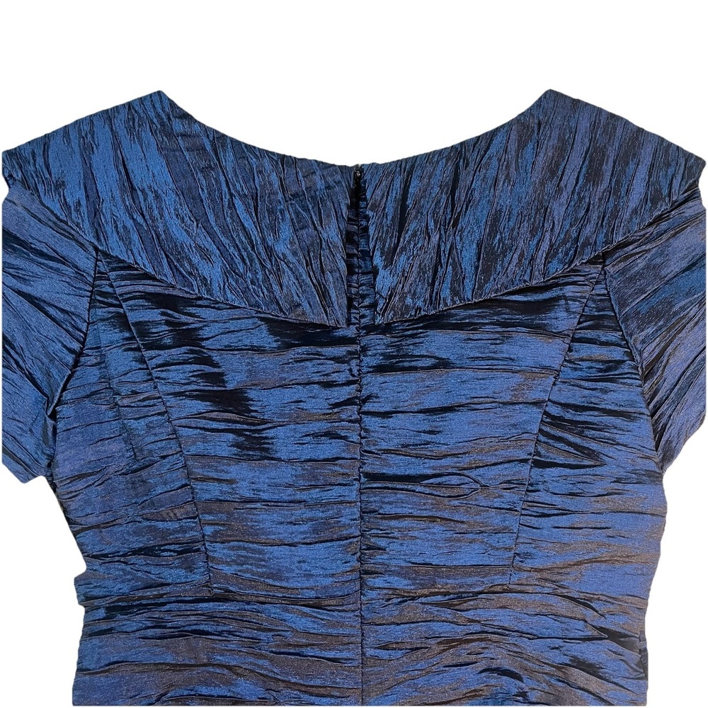 NWT Alex Evenings Blue Crinkle Cocktail Dress V-Neck‎ Rhinestone Broach Size 8 - Picture 8 of 8